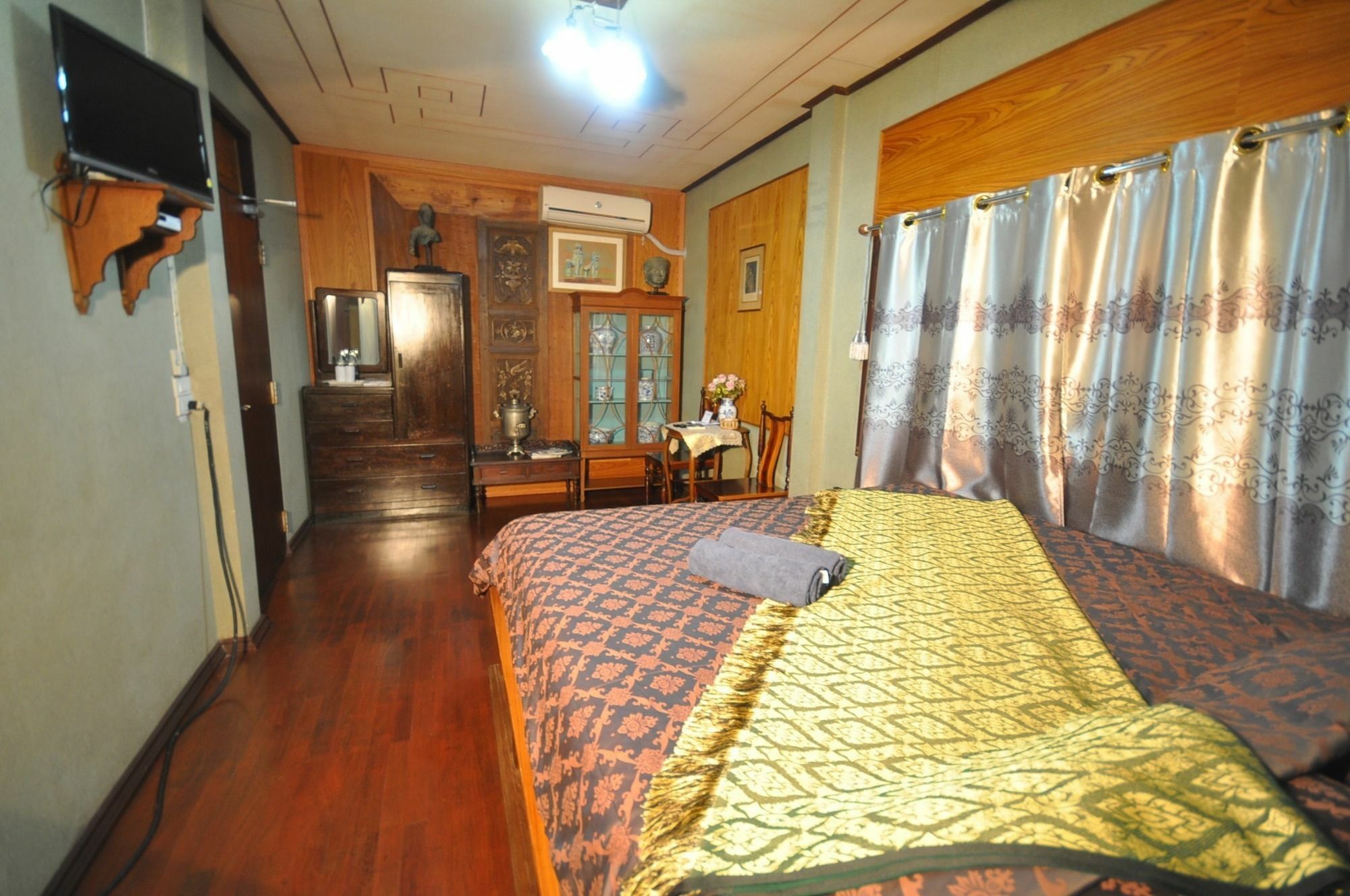 Hotel The Sixty At Ayutthaya Extérieur photo