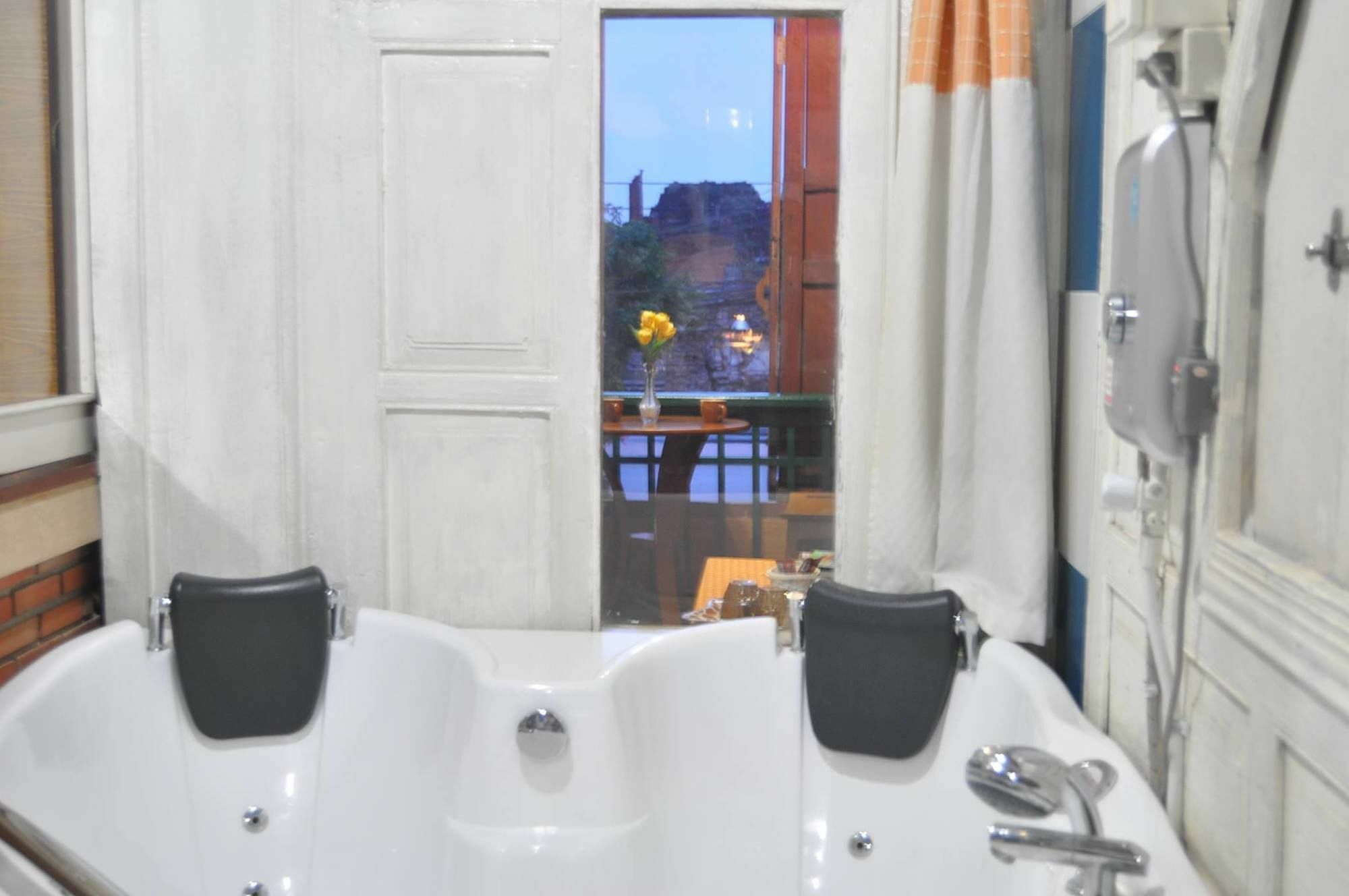 Hotel The Sixty At Ayutthaya Extérieur photo