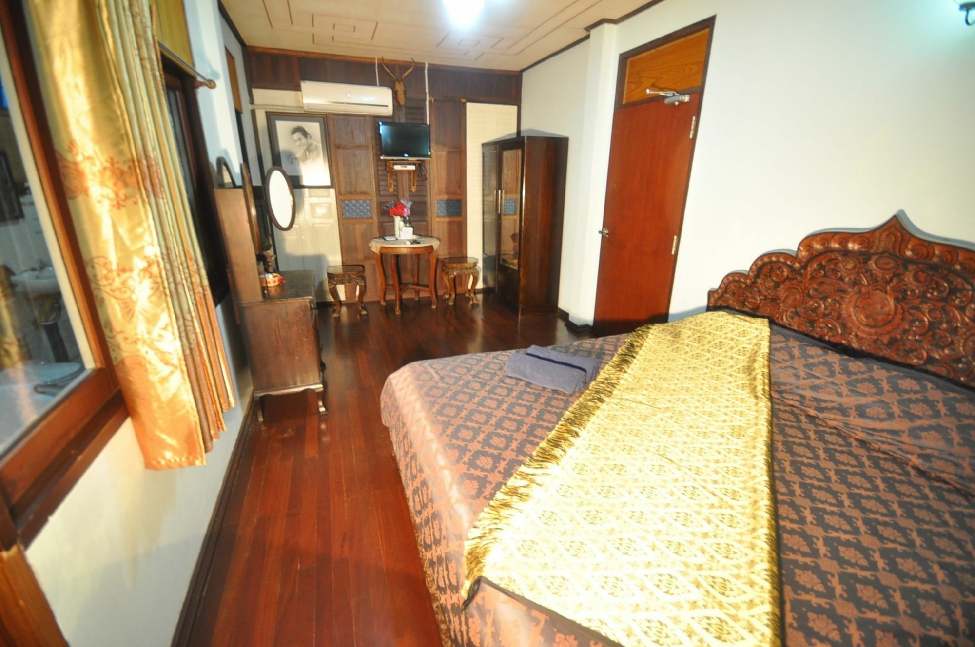 Hotel The Sixty At Ayutthaya Extérieur photo